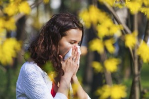 woman battling spring allergies